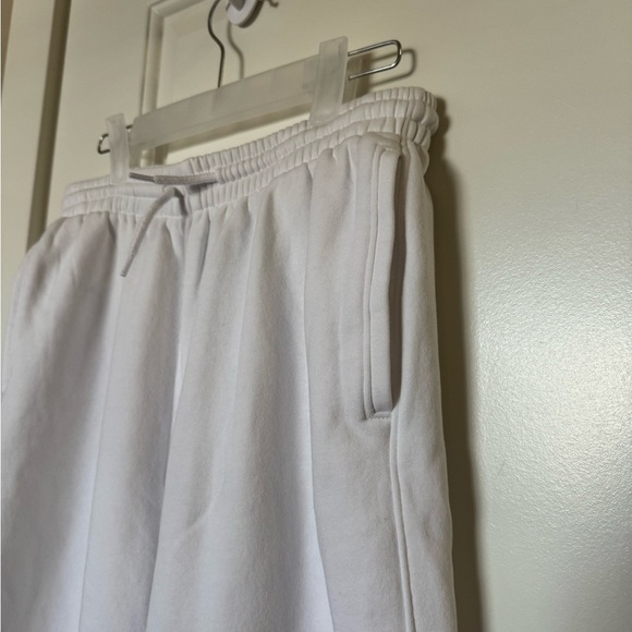 H&M White Joggers - Picture 3 of 9